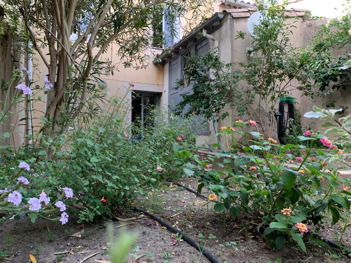 Le Jardin Des Capucins